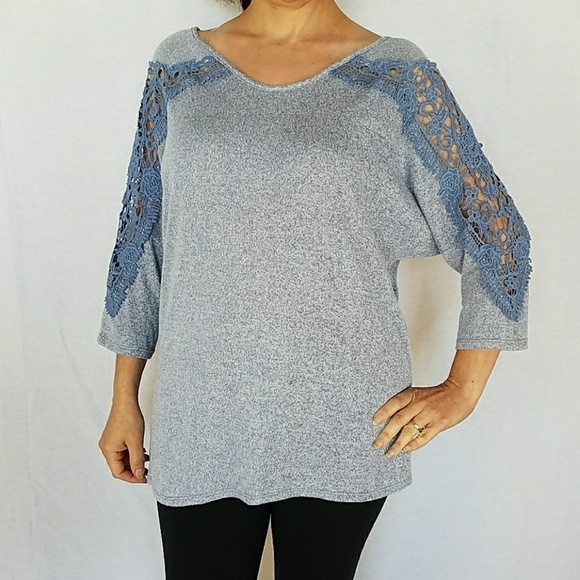 NWT Crochet detail 3/4 sleeve top - Picture 1 of 4